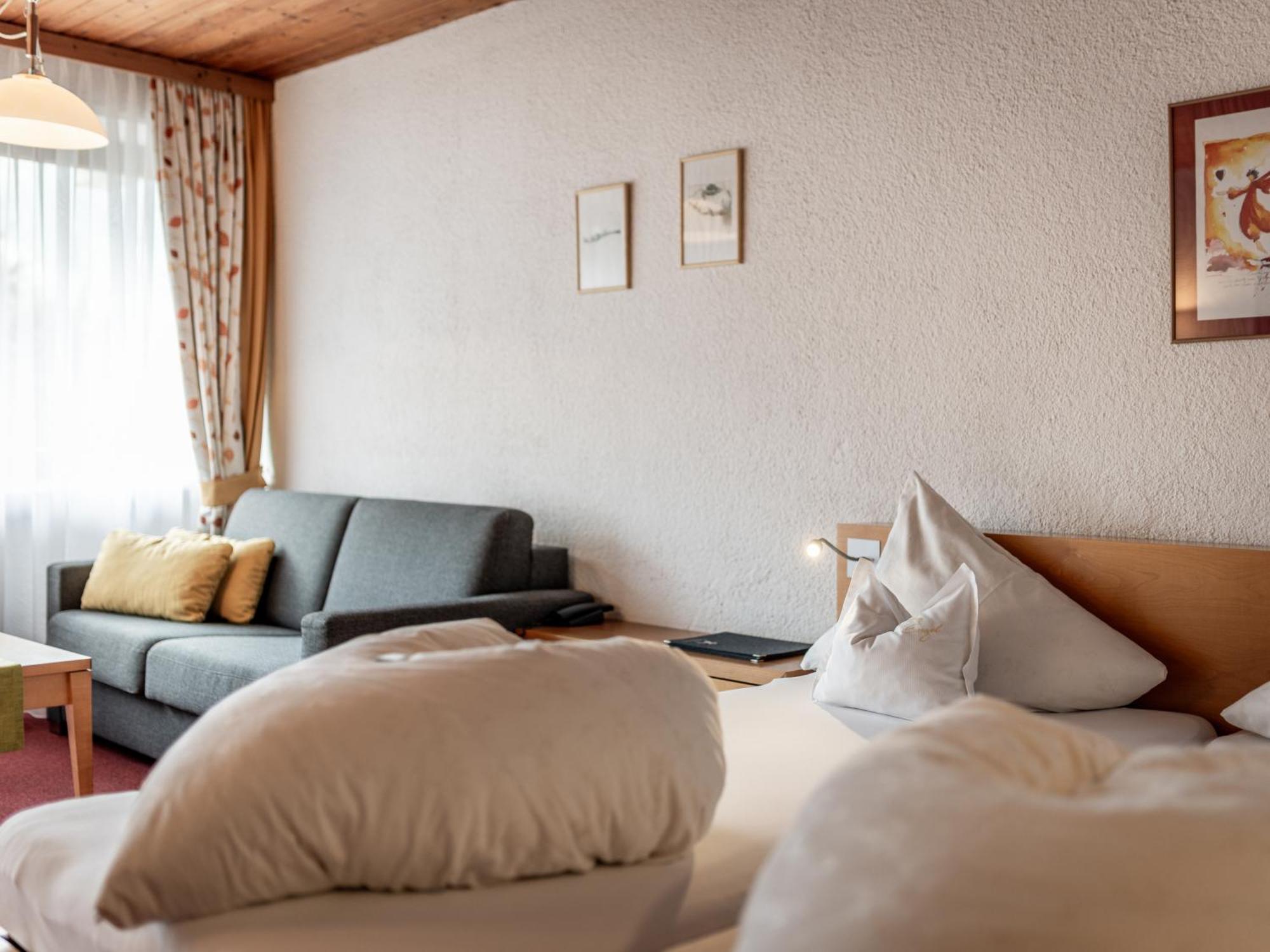 Hotel Engel Меллау Екстер'єр фото
