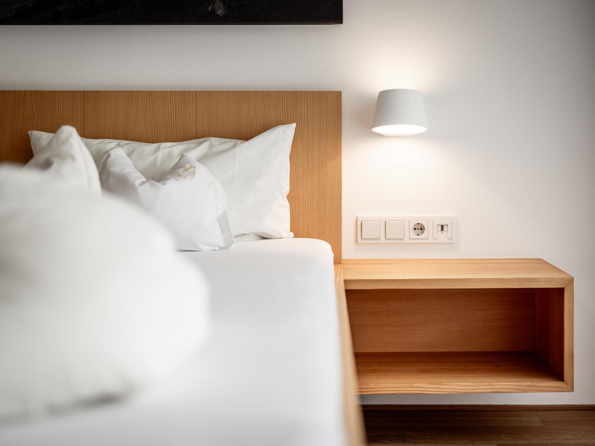 Hotel Engel Меллау Екстер'єр фото