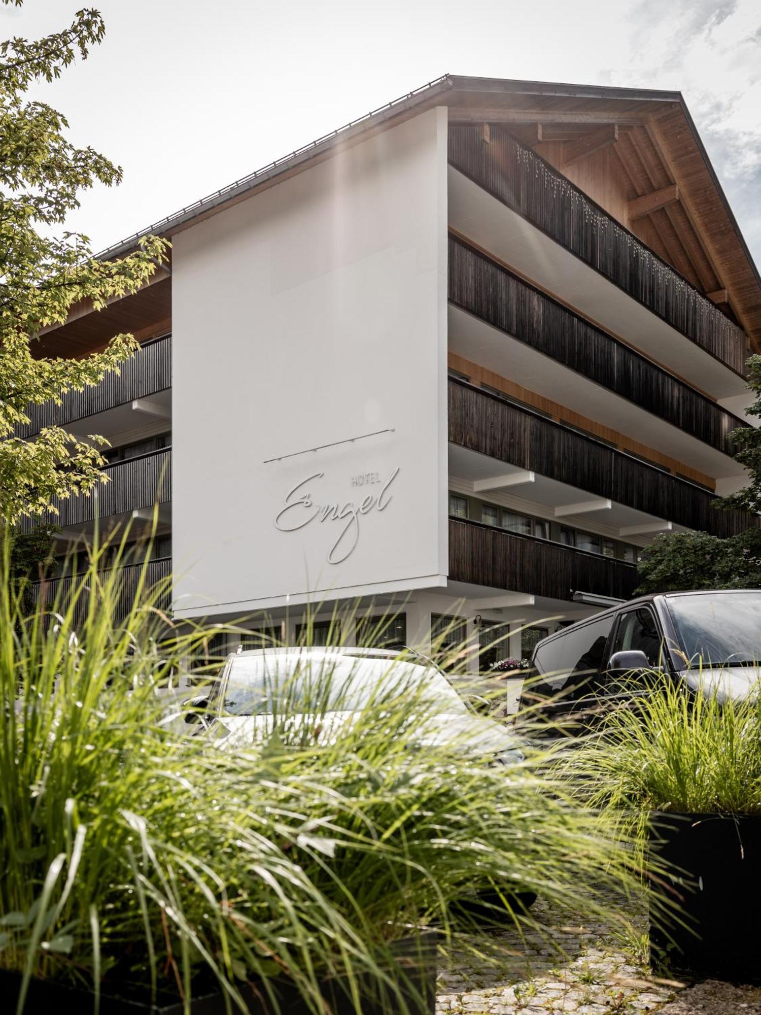 Hotel Engel Меллау Екстер'єр фото